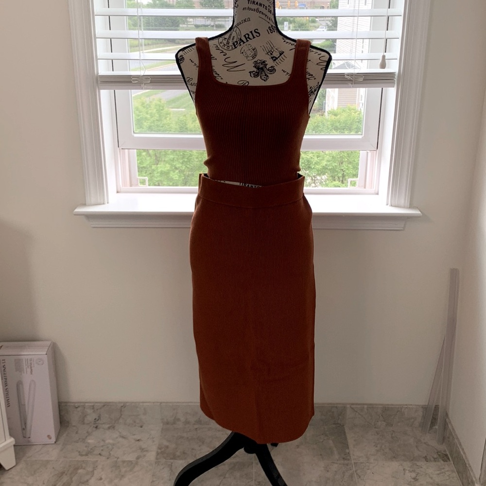 Brand New 2 Piece Set